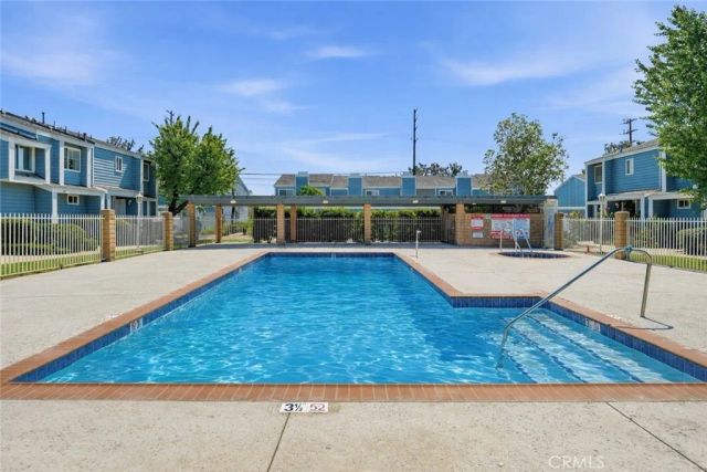 15735 Nordhoff Street 11, North Hills, CA 91343