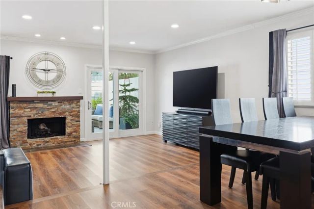 15735 Nordhoff Street 11, North Hills, CA 91343