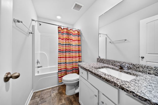 172 Cecil Rd, Lebanon, TN 37087