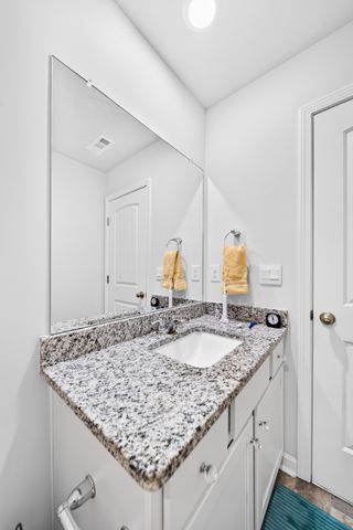 172 Cecil Rd, Lebanon, TN 37087
