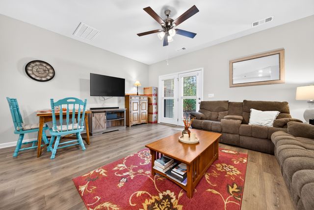 172 Cecil Rd, Lebanon, TN 37087