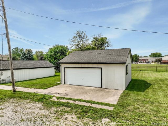 23880 Shook Road, Clinton Township, MI 48035