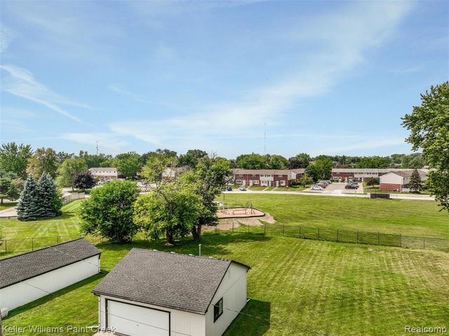 23880 Shook Road, Clinton Township, MI 48035