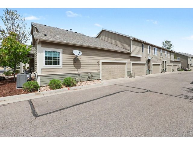 2980 Tabernash Dr, Loveland, CO 80538