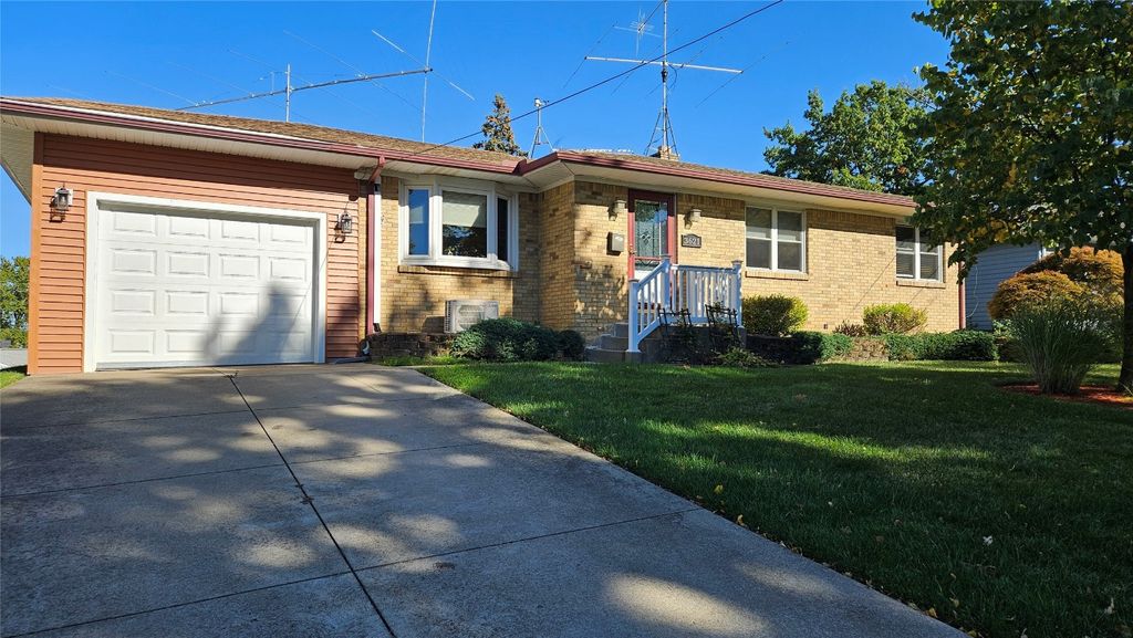 3621 ELLSWORTH Avenue, Erie, PA 16508
