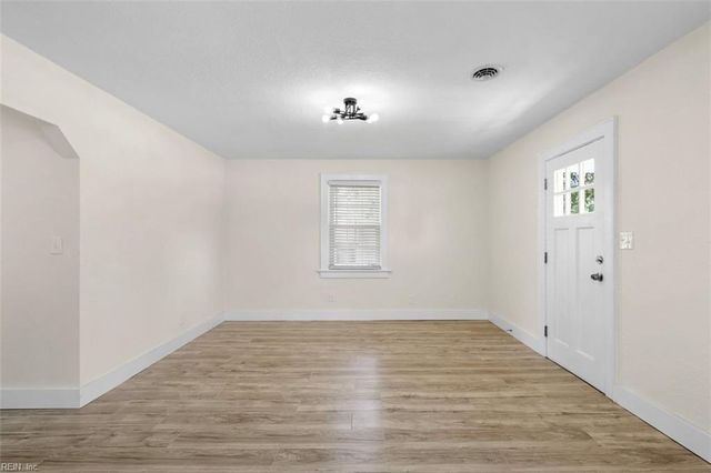 3609 Sewells Point RD, Norfolk, VA 23513
