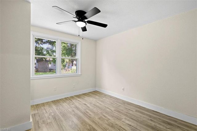 3609 Sewells Point RD, Norfolk, VA 23513