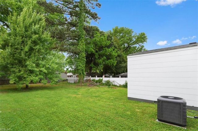 3609 Sewells Point RD, Norfolk, VA 23513