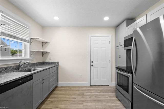 3609 Sewells Point RD, Norfolk, VA 23513