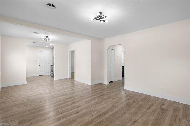 3609 Sewells Point RD, Norfolk, VA 23513