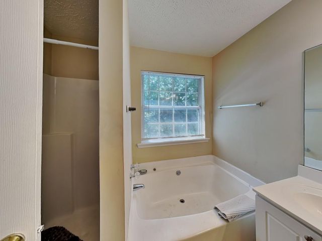 1278 Lynx Court, Hampton, GA 30228