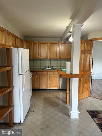 17 BARLOW AVE, Gloucester City, NJ 08030