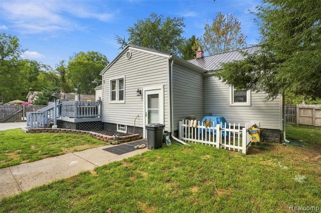 36739 Wick Road, Romulus, MI 48174