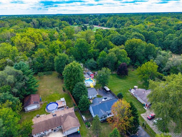 36739 Wick Road, Romulus, MI 48174