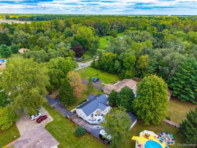 36739 Wick Road, Romulus, MI 48174