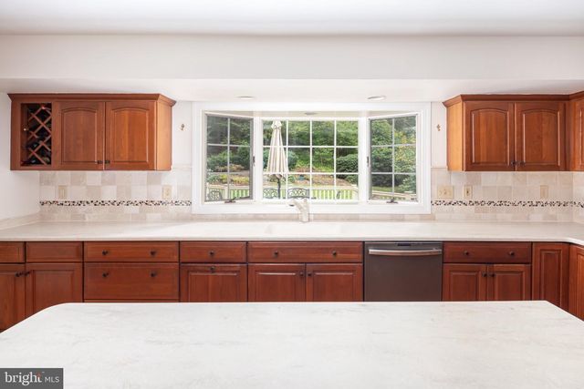 1464 GLENBROOK LN, West Chester, PA 19380