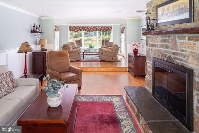1464 GLENBROOK LN, West Chester, PA 19380