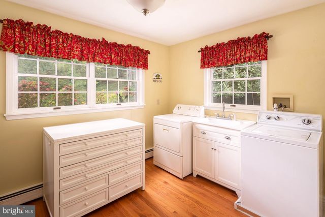 1464 GLENBROOK LN, West Chester, PA 19380