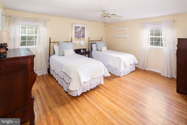 1464 GLENBROOK LN, West Chester, PA 19380