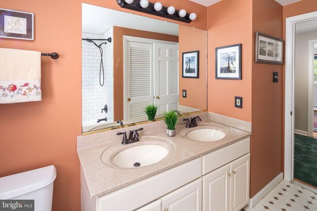 1464 GLENBROOK LN, West Chester, PA 19380