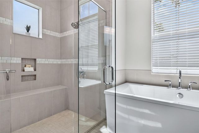 17749 LUCAYA DRIVE, Lakewood Ranch, FL 34202