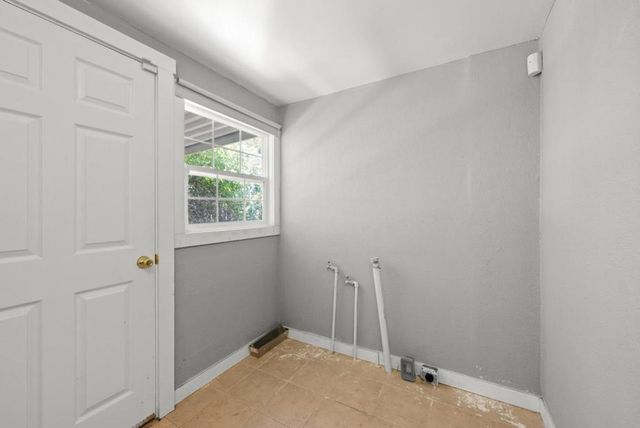 6726 Lakeshore Boulevard, Lucerne, CA 95458