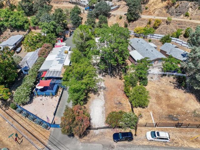 6726 Lakeshore Boulevard, Lucerne, CA 95458