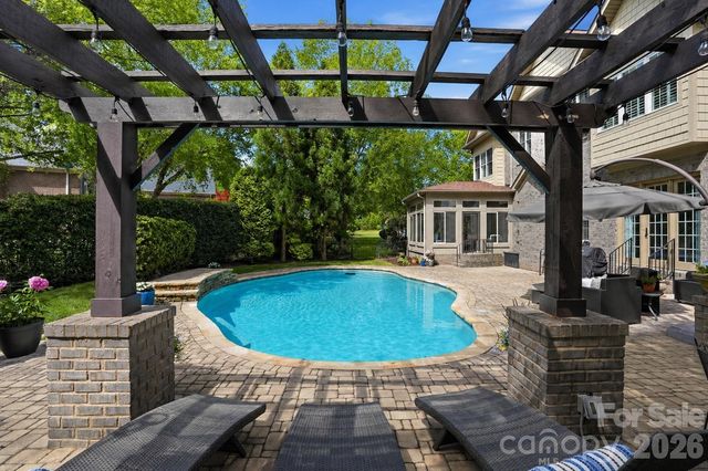 1401 Tara Plantation Boulevard, Wesley Chapel, NC 28110