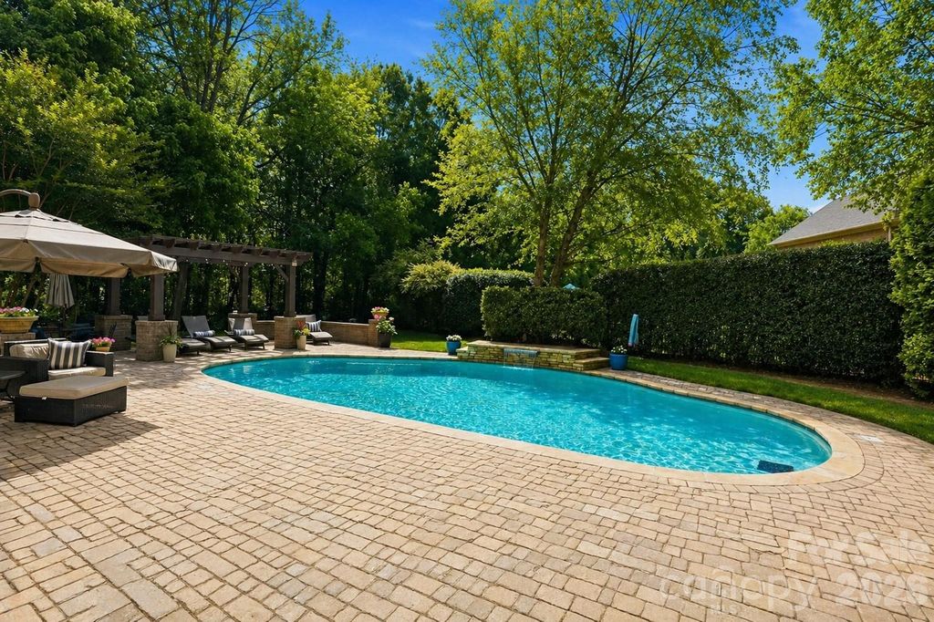 1401 Tara Plantation Boulevard, Wesley Chapel, NC 28110