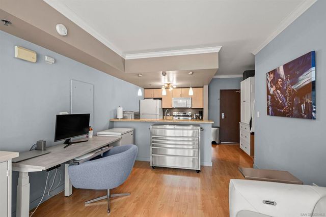 425 W Beech 854, San Diego, CA 92101