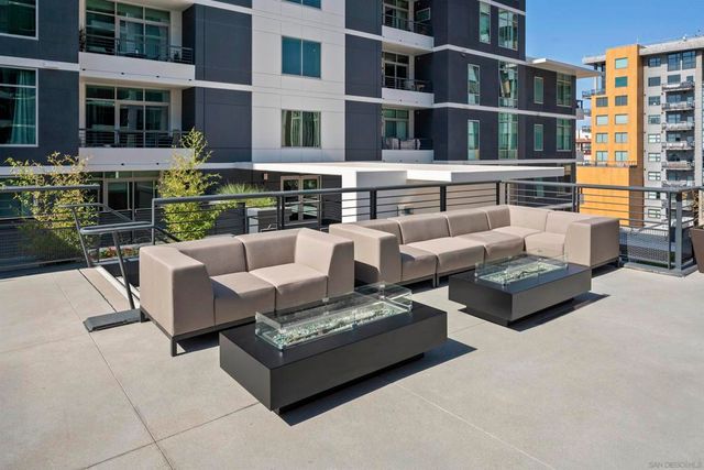 425 W Beech 854, San Diego, CA 92101