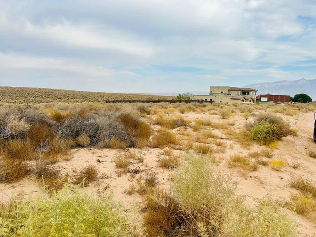 3691 Kaiser Road NE, Rio Rancho, NM 87144