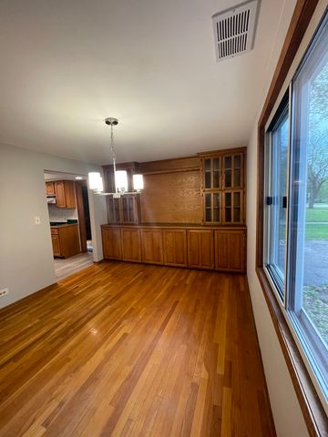 445 Miner Street, Bensenville, IL 60106