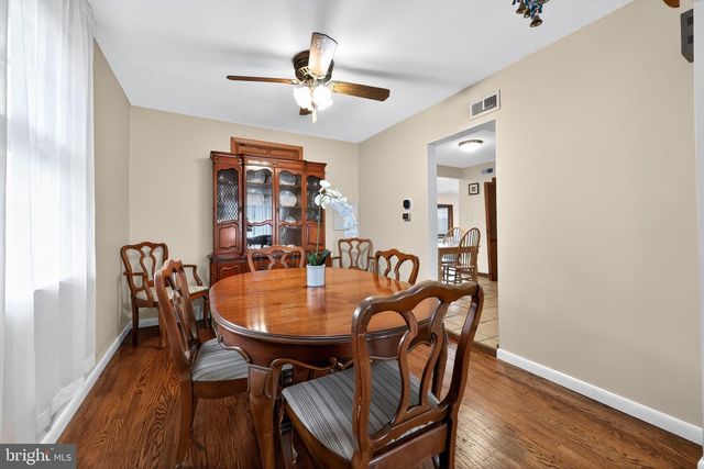 300 W HOLLY AVE, Oaklyn, NJ 08107
