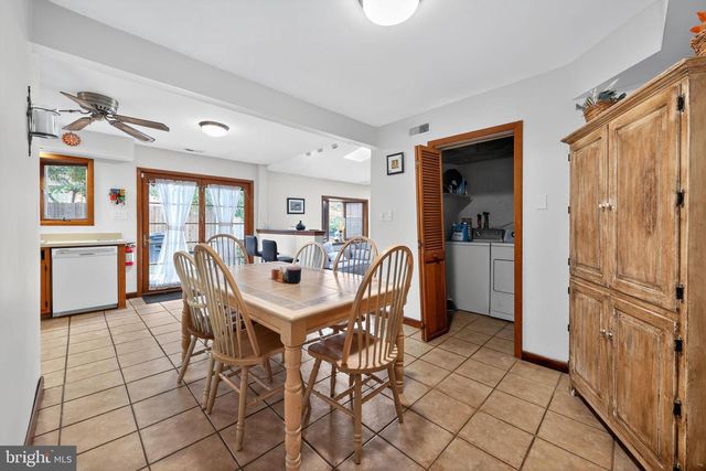300 W HOLLY AVE, Oaklyn, NJ 08107