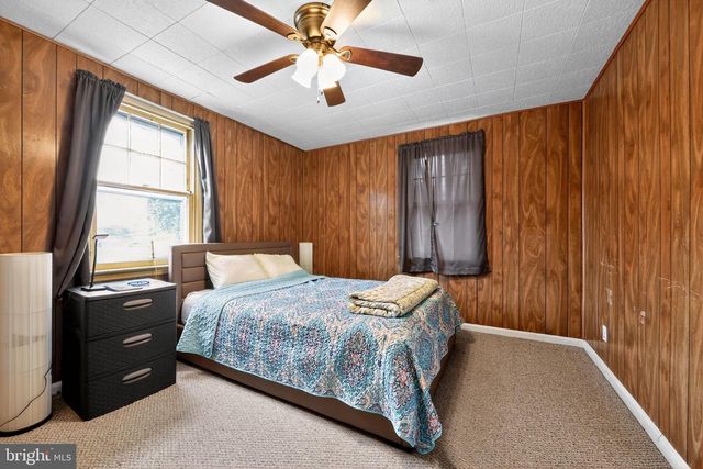 300 W HOLLY AVE, Oaklyn, NJ 08107