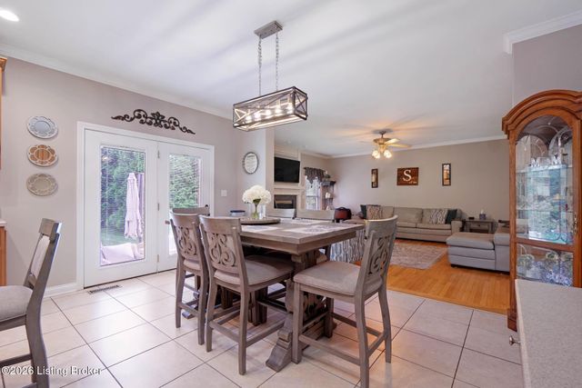 6608 Eastwind Way, Crestwood, KY 40014