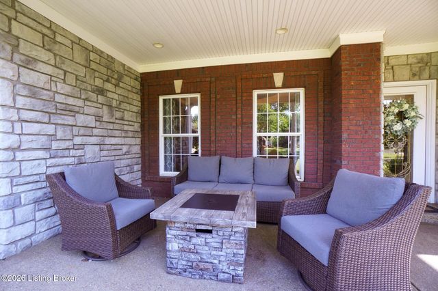 6608 Eastwind Way, Crestwood, KY 40014