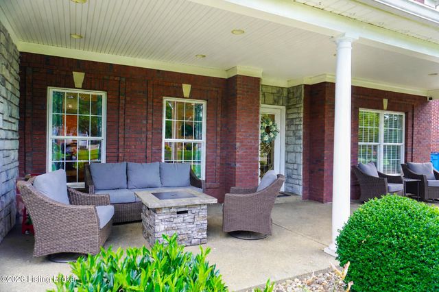 6608 Eastwind Way, Crestwood, KY 40014