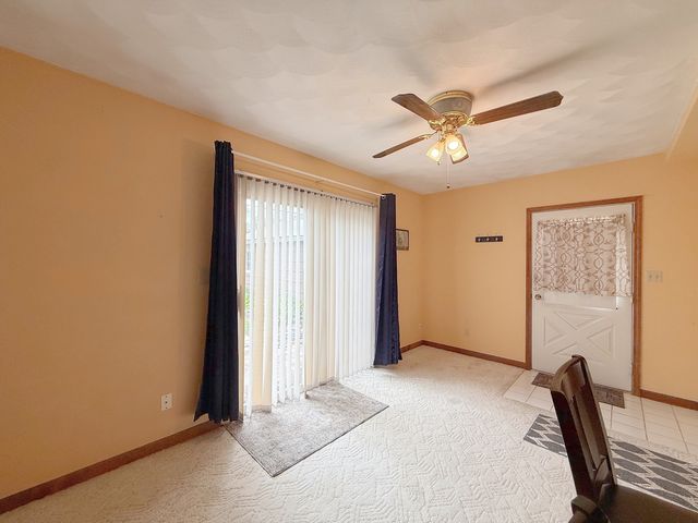 971 41st Street, Moline, IL 61265