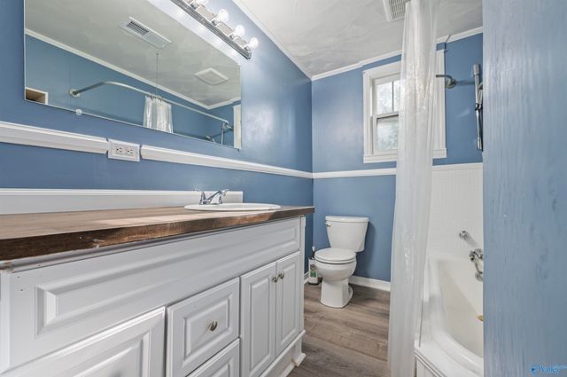 1021 Johnston Street SE, Decatur, AL 35601