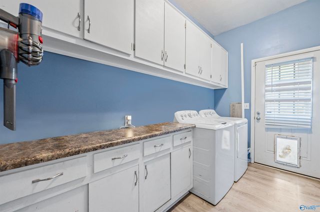 1021 Johnston Street SE, Decatur, AL 35601