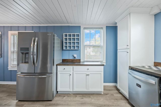 1021 Johnston Street SE, Decatur, AL 35601