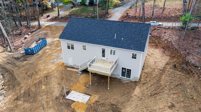 87 Vinton Road, Holland, MA 01521