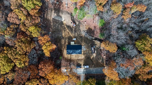 87 Vinton Road, Holland, MA 01521