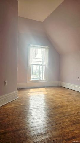 1516 6th Street, Port Huron, MI 48060