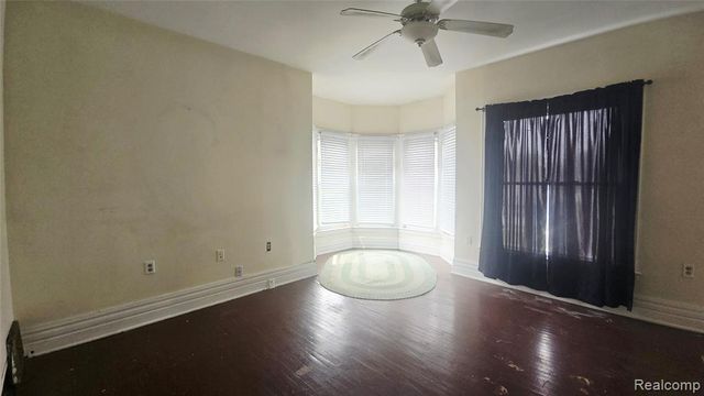 1516 6th Street, Port Huron, MI 48060