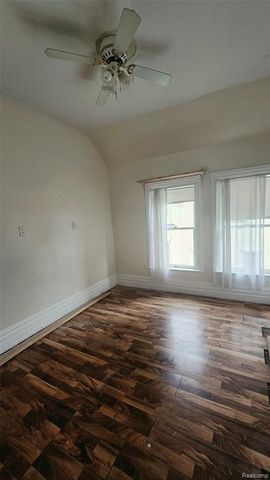 1516 6th Street, Port Huron, MI 48060