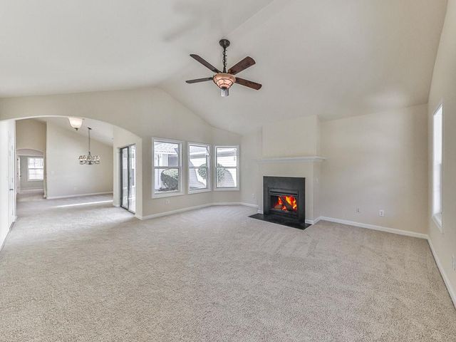 5021 Kathryn Glen NW Drive, Acworth, GA 30101