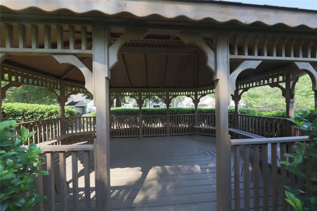 5021 Kathryn Glen NW Drive, Acworth, GA 30101